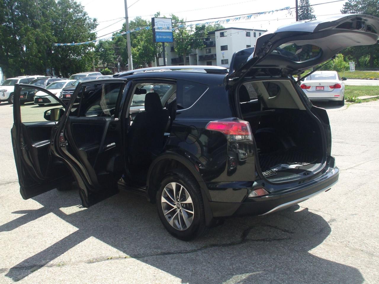 2018 Toyota RAV4 AWD Hybrid LE+,OneOwner,Certified,Backup Cam,Fogs