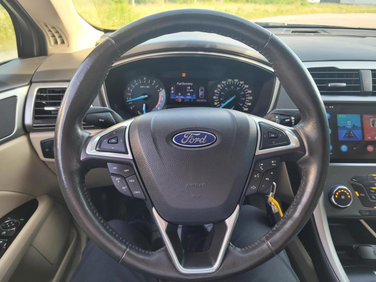 2013 Ford Fusion SE Photo17