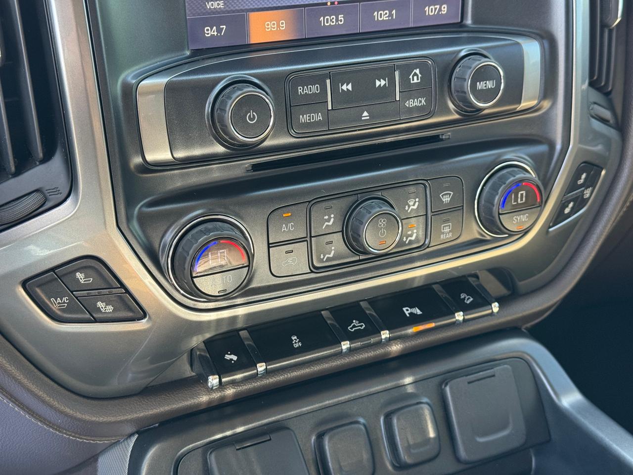 2014 Chevrolet Silverado 1500 LTZ w/1LZ **Z71 PACKAGE**FULLY LOADED** - Photo #25