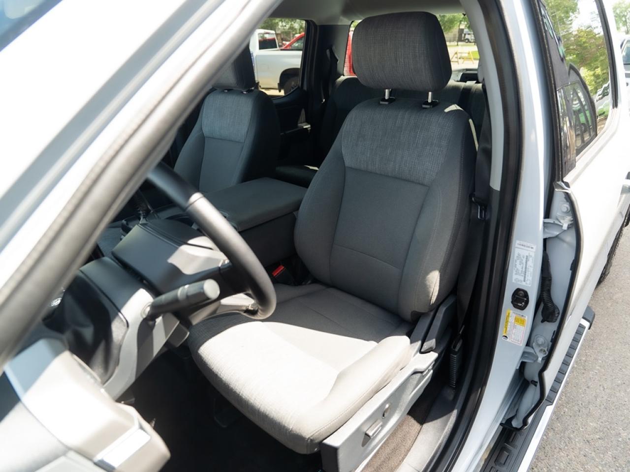 2021 Ford F-150 XLT 5.0L Photo17