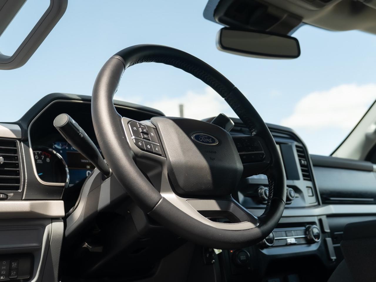 2021 Ford F-150 XLT 5.0L Photo13