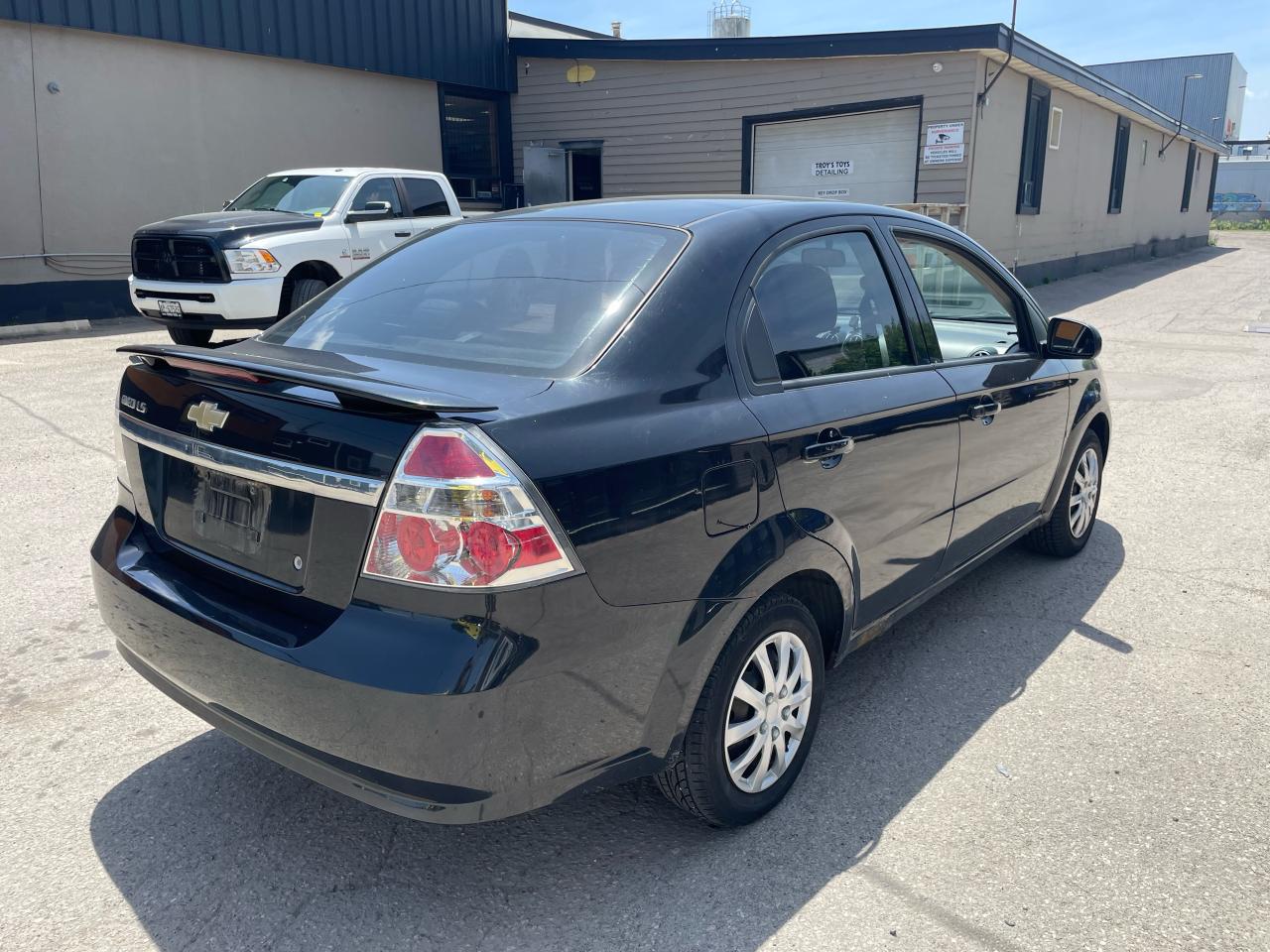2009 Chevrolet Aveo LS Photo6