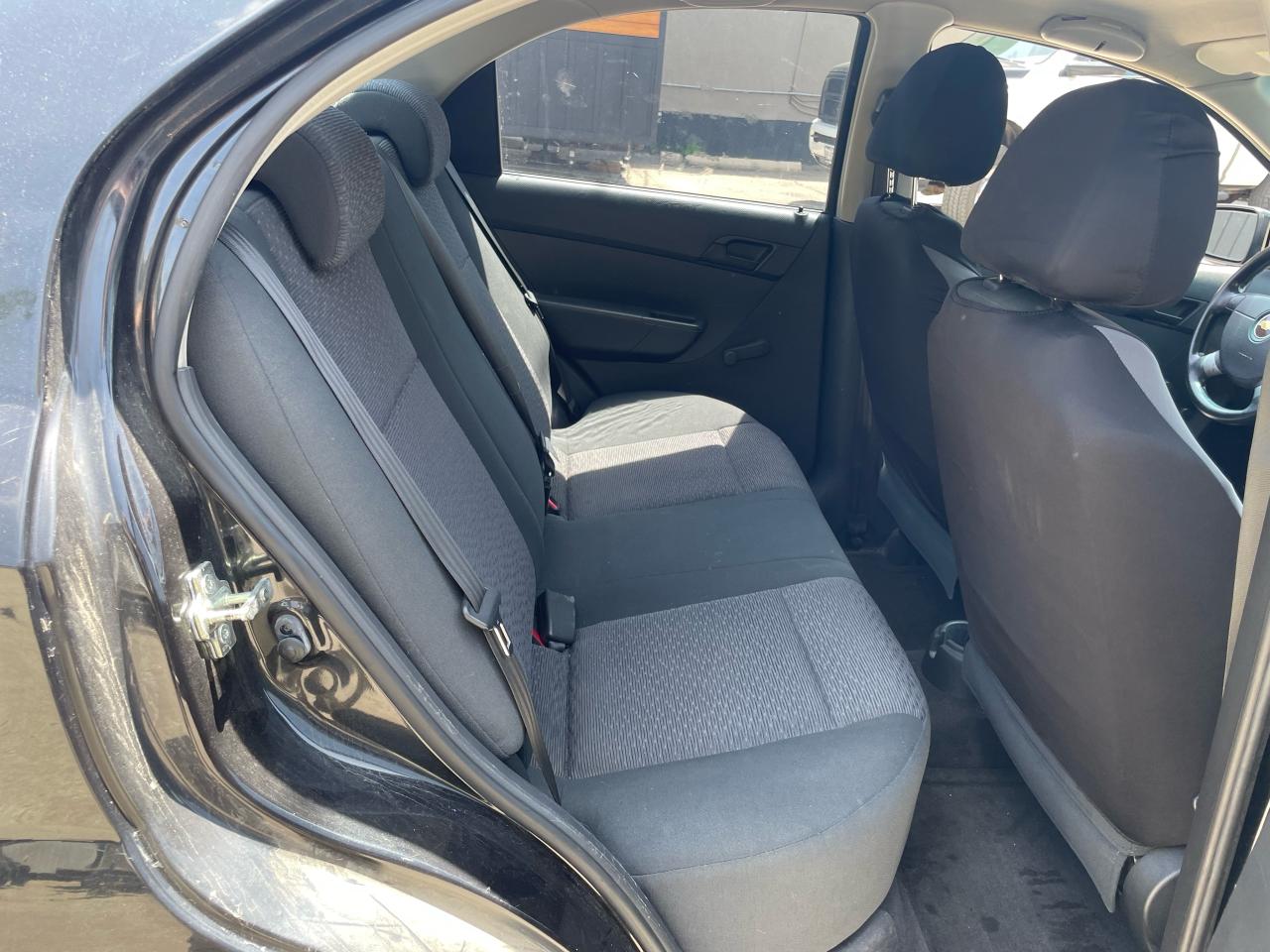 2009 Chevrolet Aveo LS Photo9