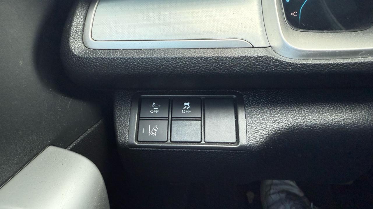 2016 Honda Civic Touring - Photo #18