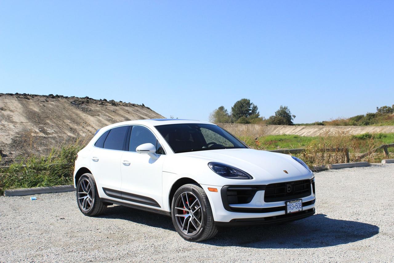 Used 2023 Porsche Macan S for sale in Richmond, BC