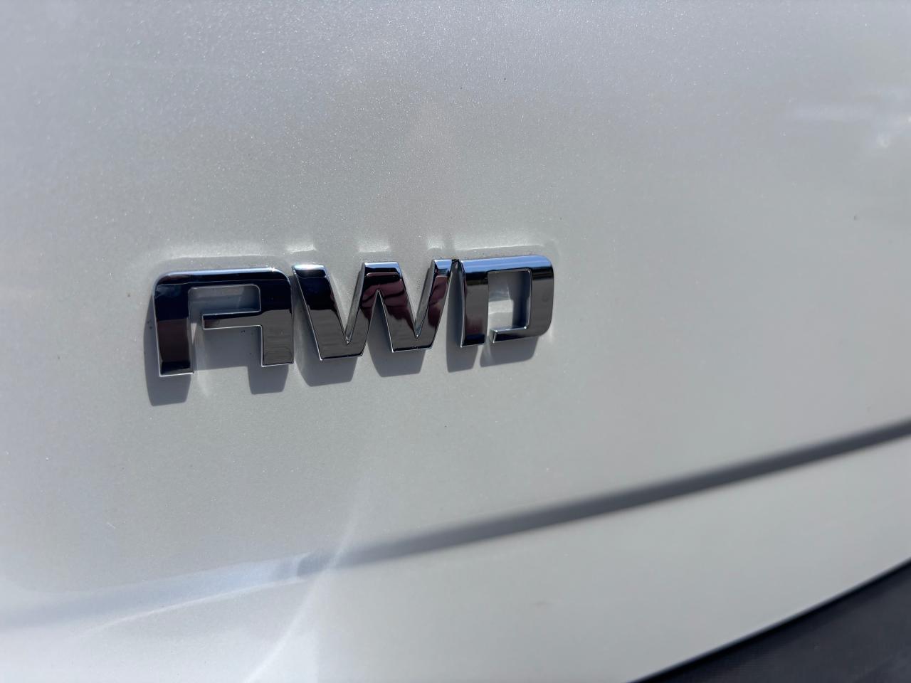 2016 Chevrolet Equinox AWD LTZ 6 CYL!!! - Photo #9