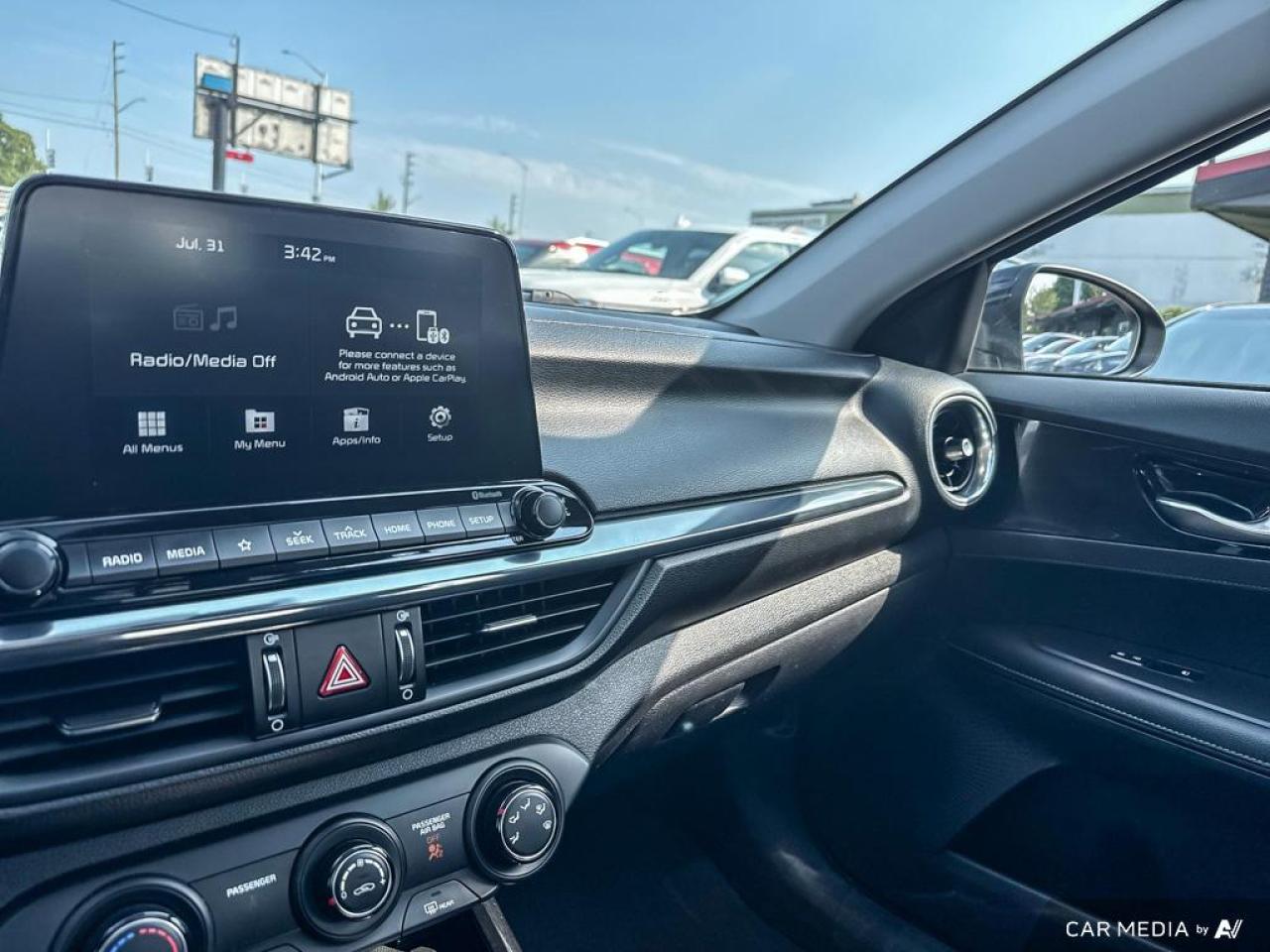 2021 Kia Forte EX /NO ACCIDENTS/ SUNROOF / ADAPTIVE CRUISE / AUTO - Photo #23