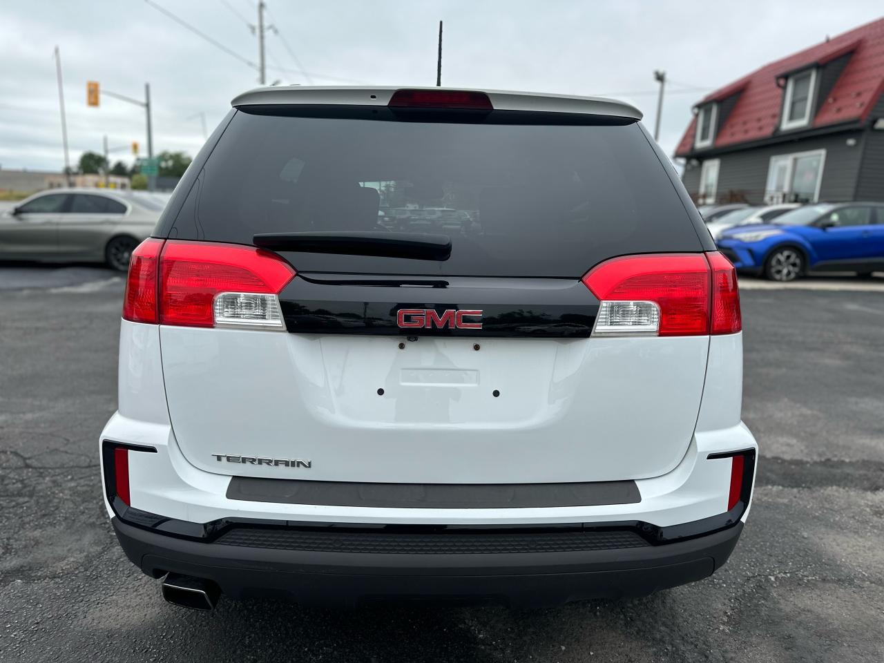 2017 GMC Terrain SLE Photo4