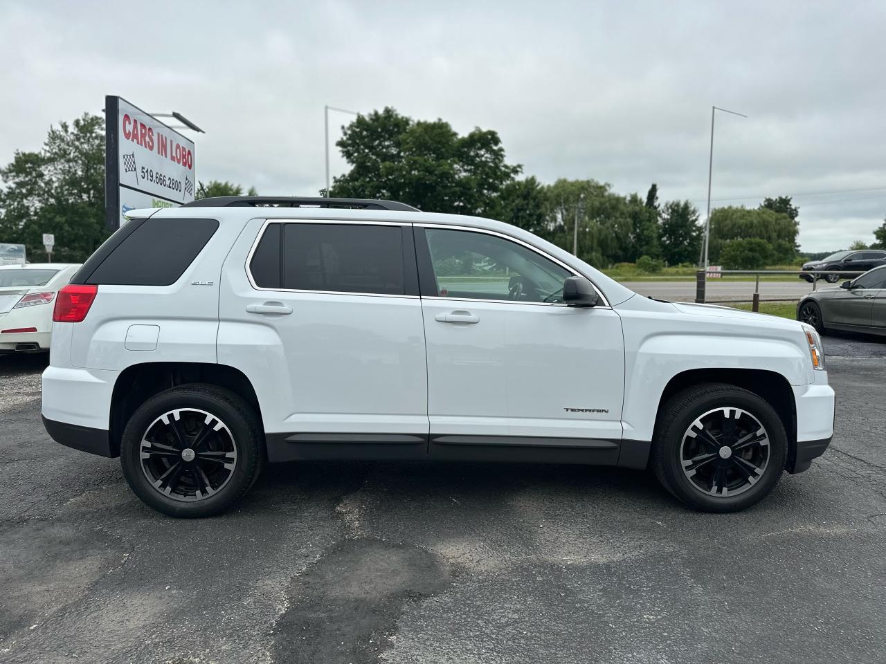2017 GMC Terrain SLE Photo23