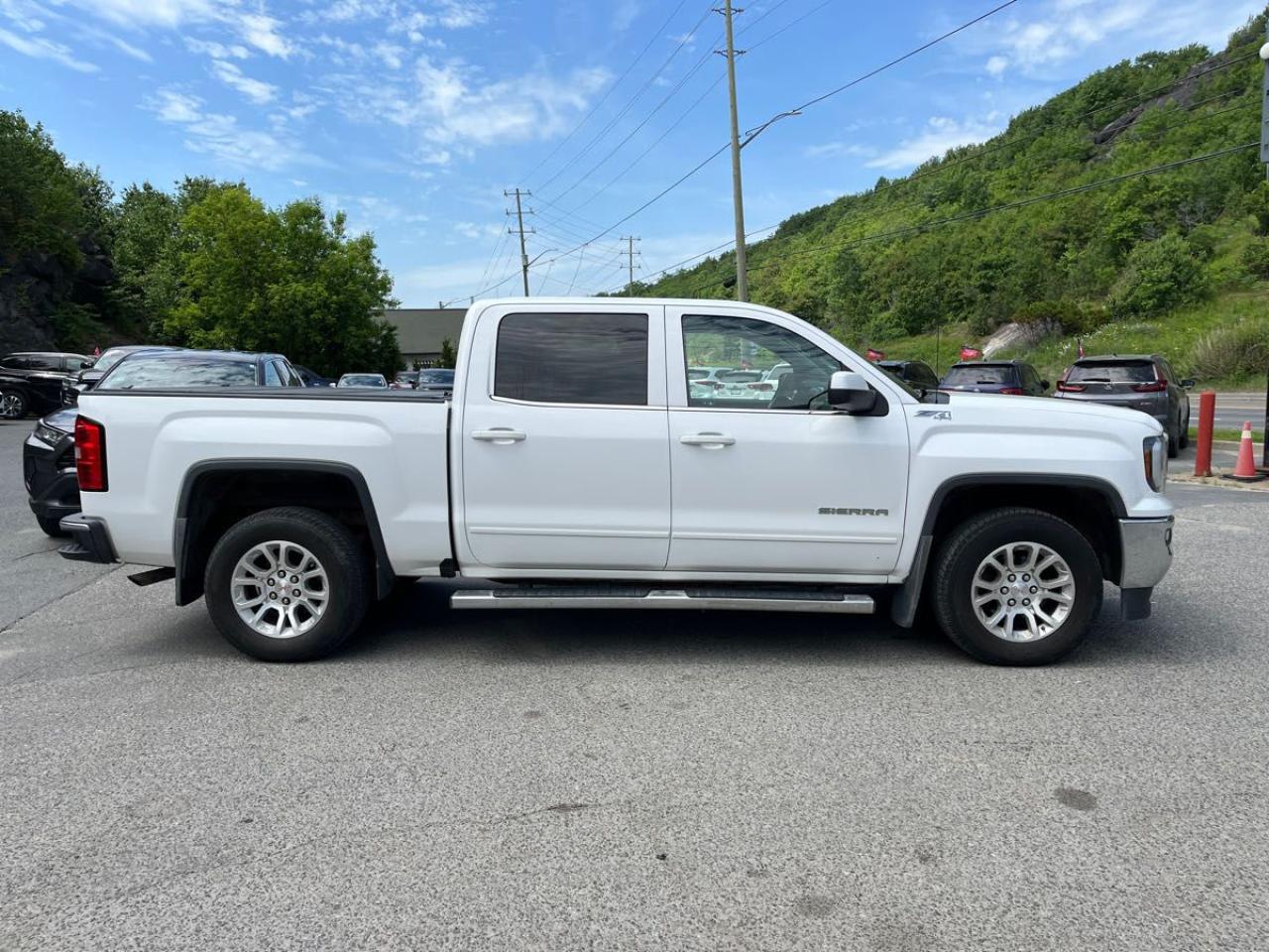 Used 2017 GMC Sierra 1500 SLE | Z71 | Crew Cab | 4x4 | Nav | Cam | Cold AC for sale in Oshawa, ON