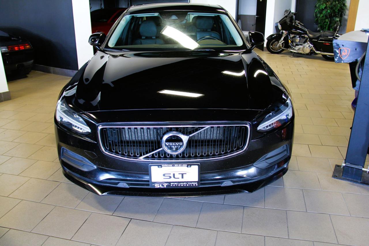 2018 Volvo S90 Momentum Photo