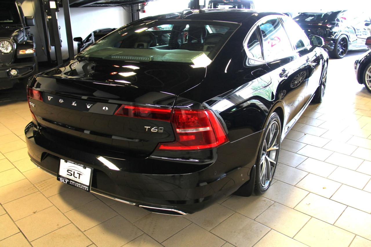 2018 Volvo S90 Momentum Photo