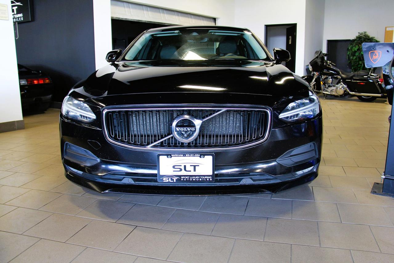 2018 Volvo S90 Momentum Photo0