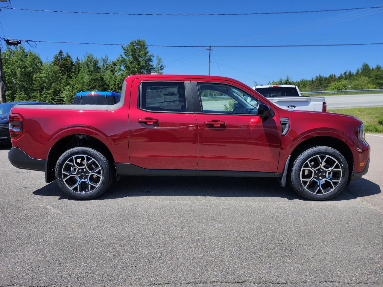 2025 Ford Maverick Lariat AWD SuperCrew Photo3