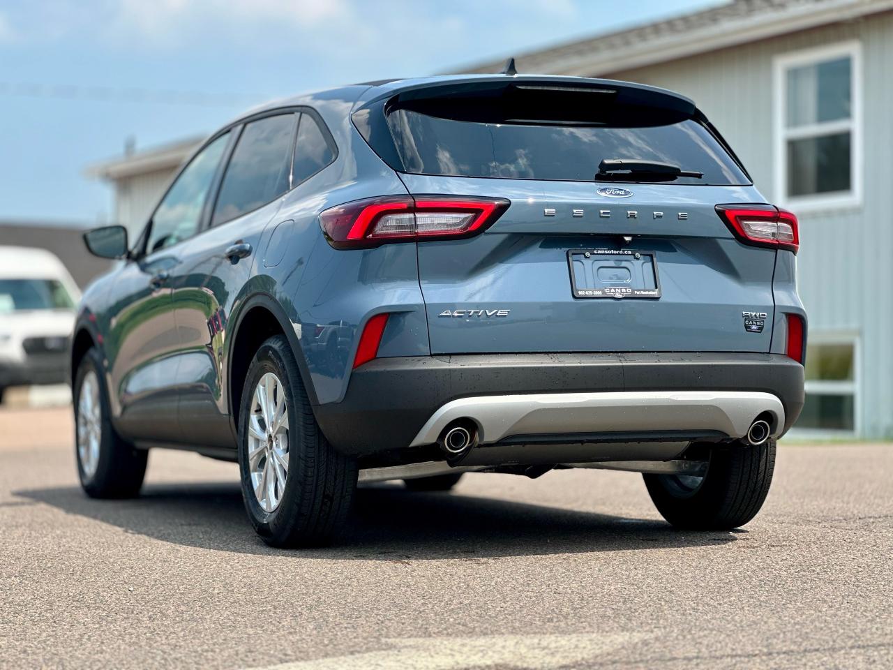 2025 Ford Escape Active AWD Photo5