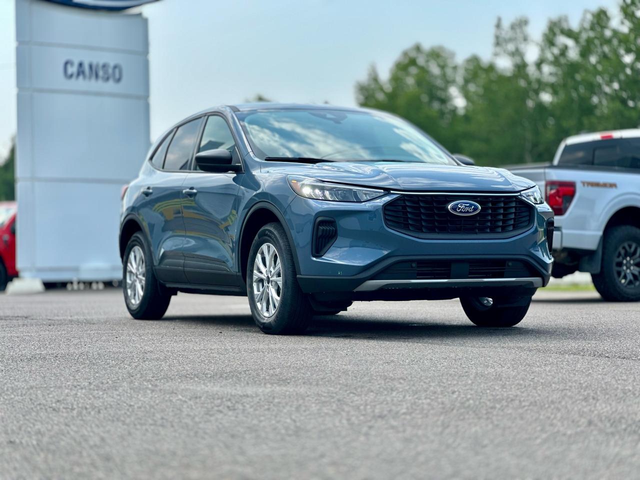 2025 Ford Escape Active AWD Photo5