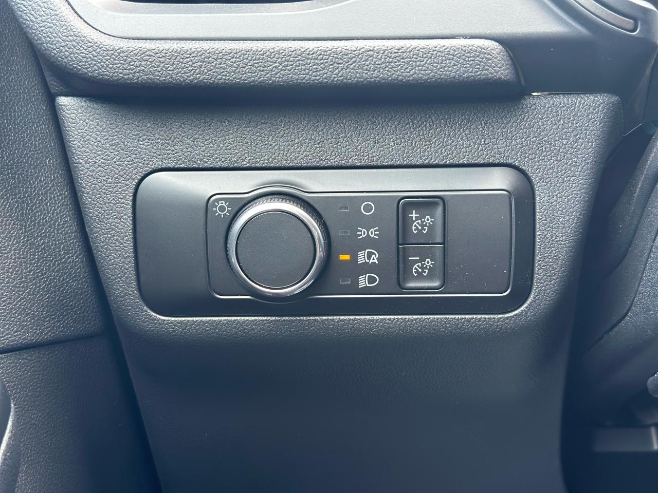 2025 Ford Escape Active AWD Photo5