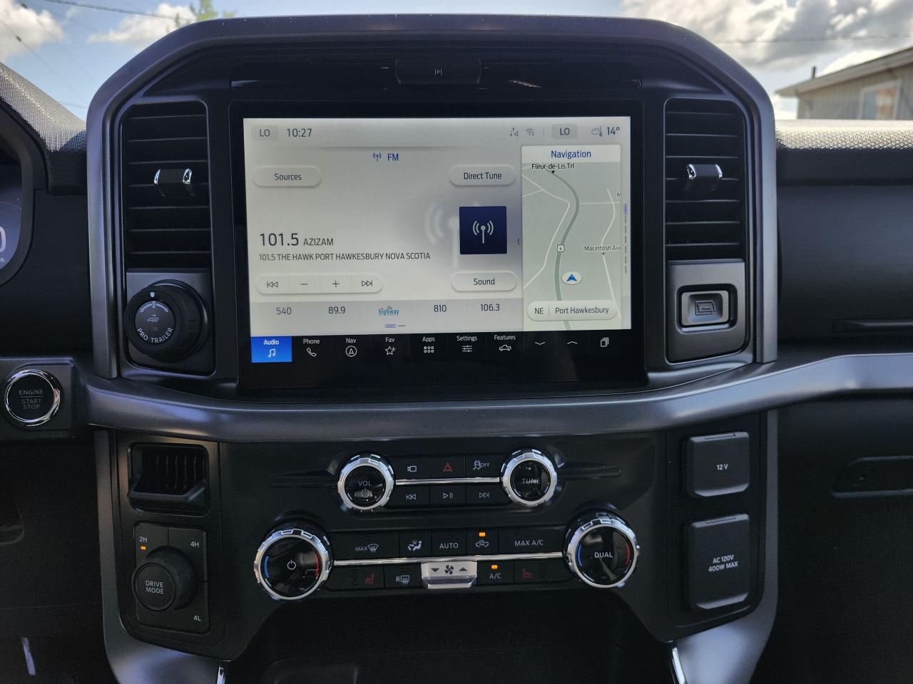 2025 Ford F-150 XLT 4WD SuperCrew 5.5' Box Photo5