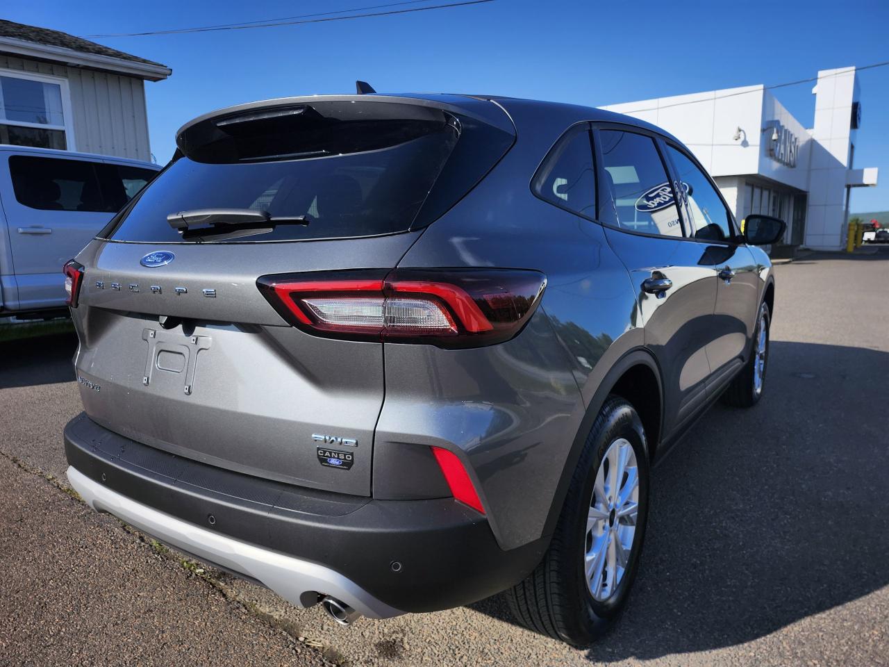 2025 Ford Escape Active AWD Photo4