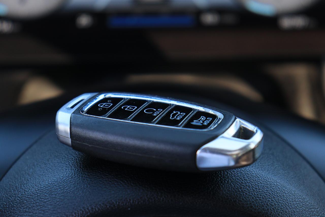 2021 Hyundai Elantra Ultimate Tech | Leather | Roof | Nav | Cam | BSM++ Photo68