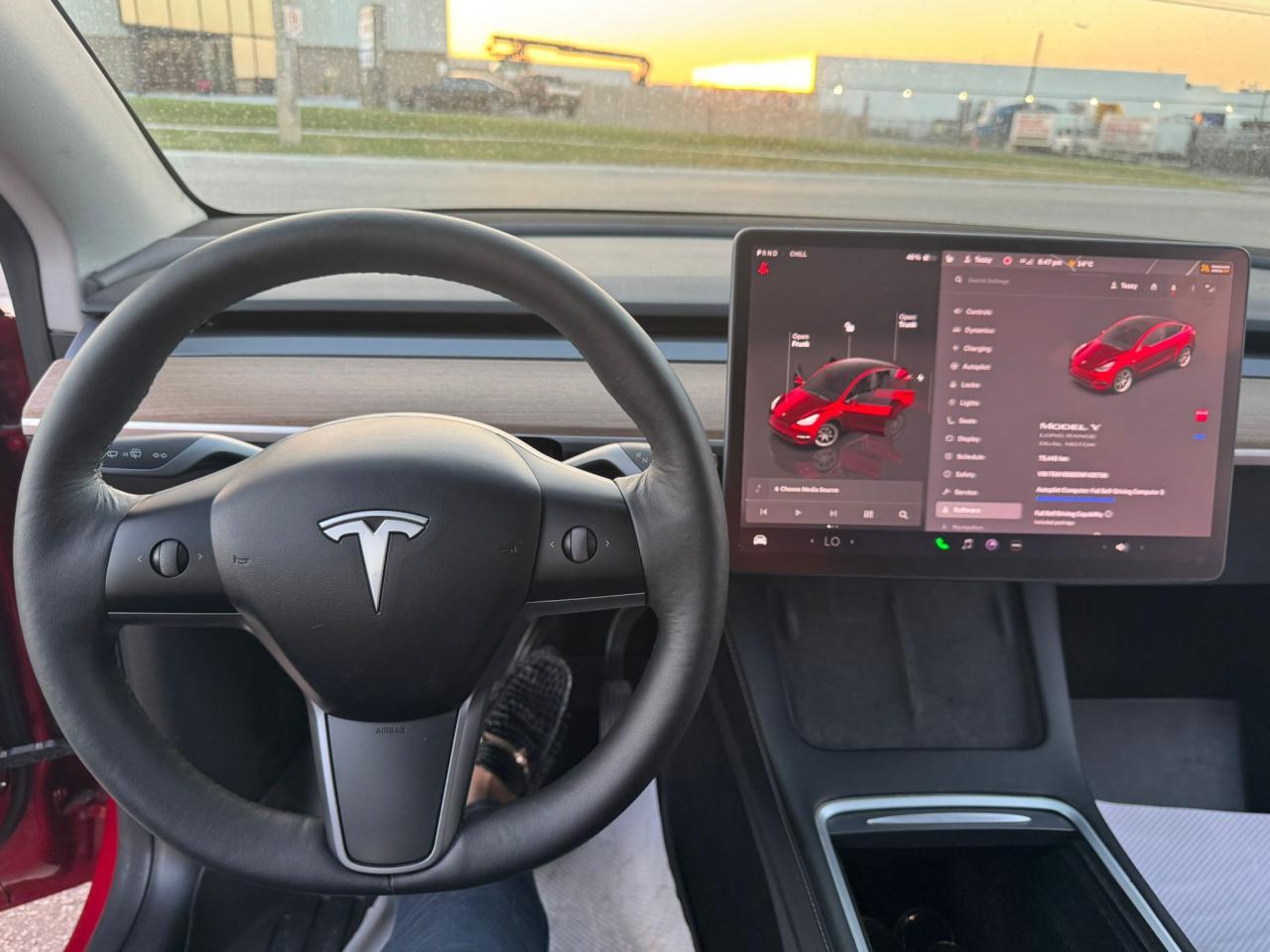 2022 Tesla Model Y LONG RANGE - Photo #13
