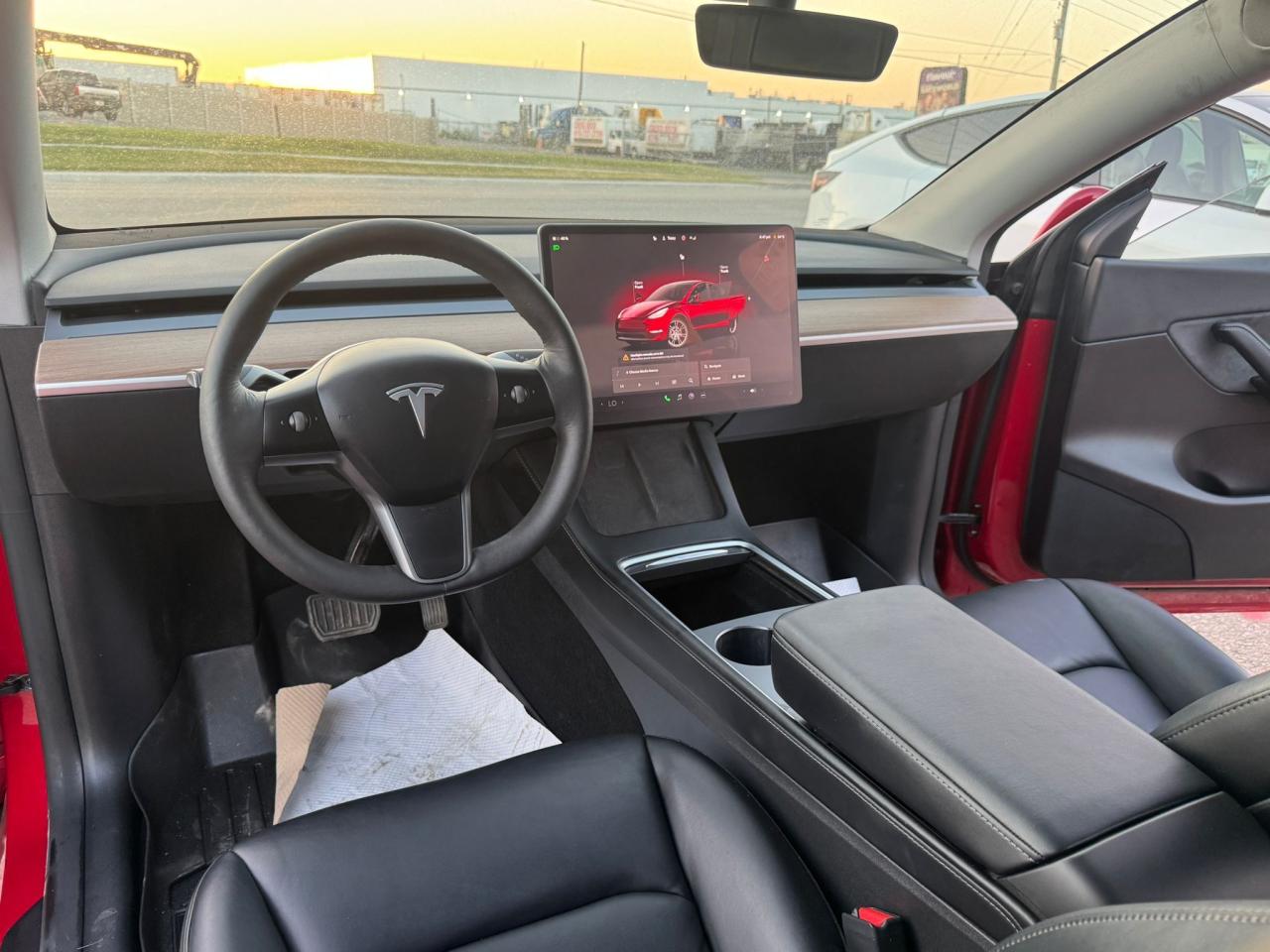 2022 Tesla Model Y LONG RANGE - Photo #10