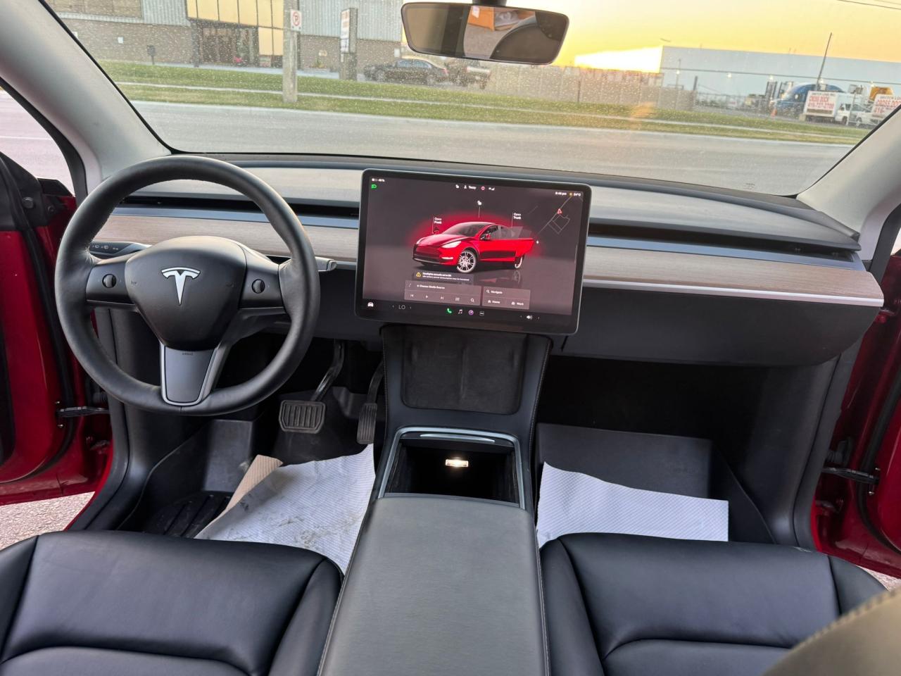 2022 Tesla Model Y LONG RANGE - Photo #12