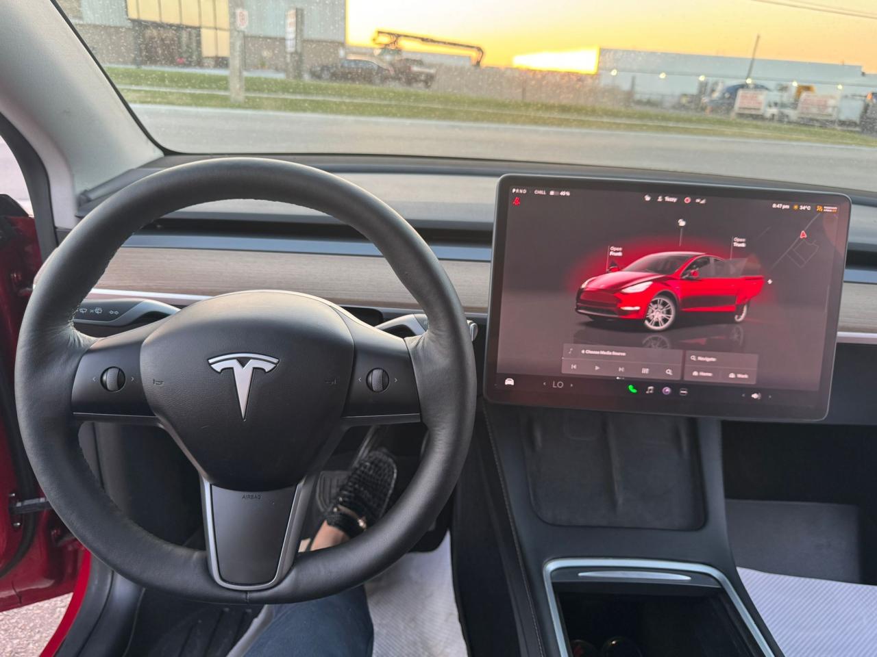 2022 Tesla Model Y LONG RANGE - Photo #11