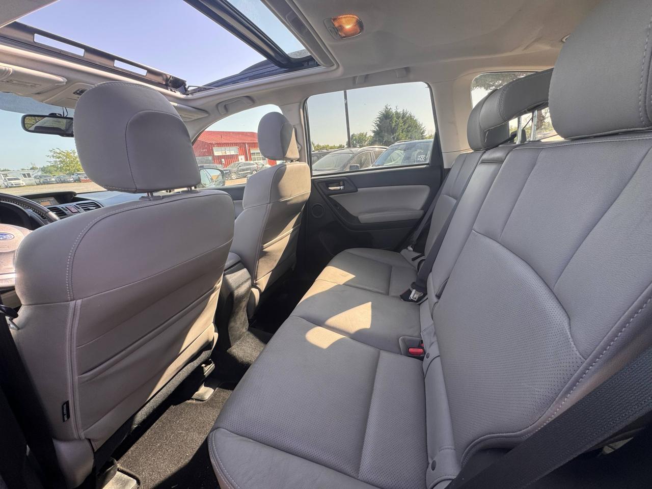 2015 Subaru Forester 2.5i Limited - Photo #11