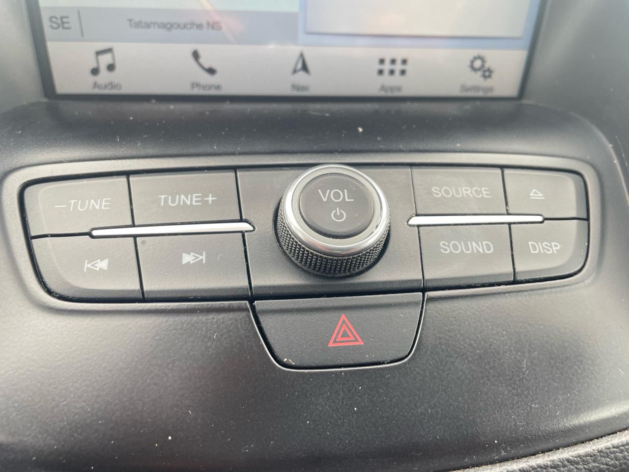 2018 Ford Escape SEL Photo5