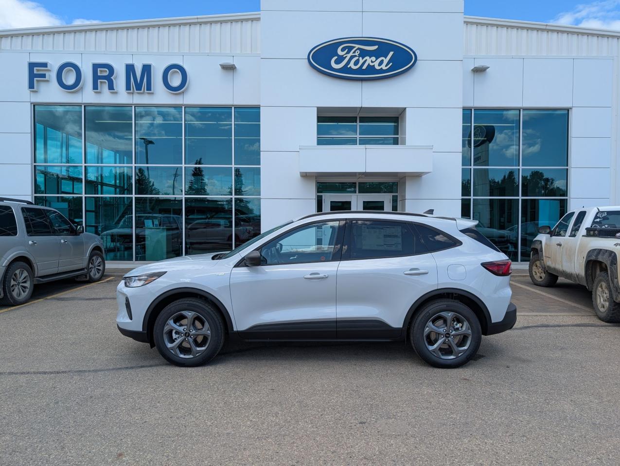 2025 Ford Escape ST-Line Photo0