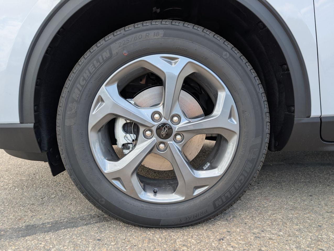 2025 Ford Escape ST-Line Photo5