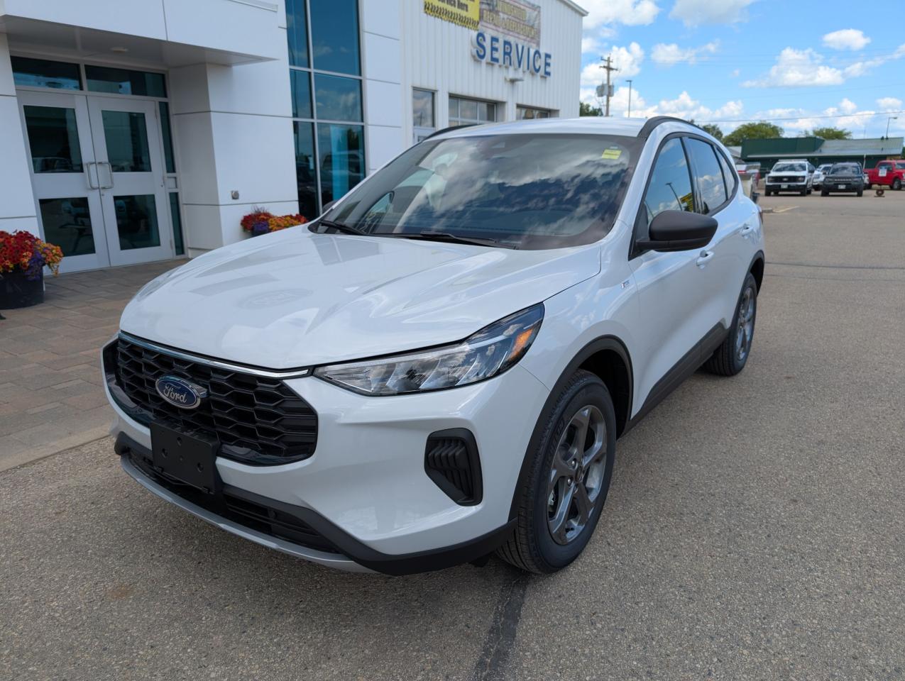 2025 Ford Escape ST-Line Photo1