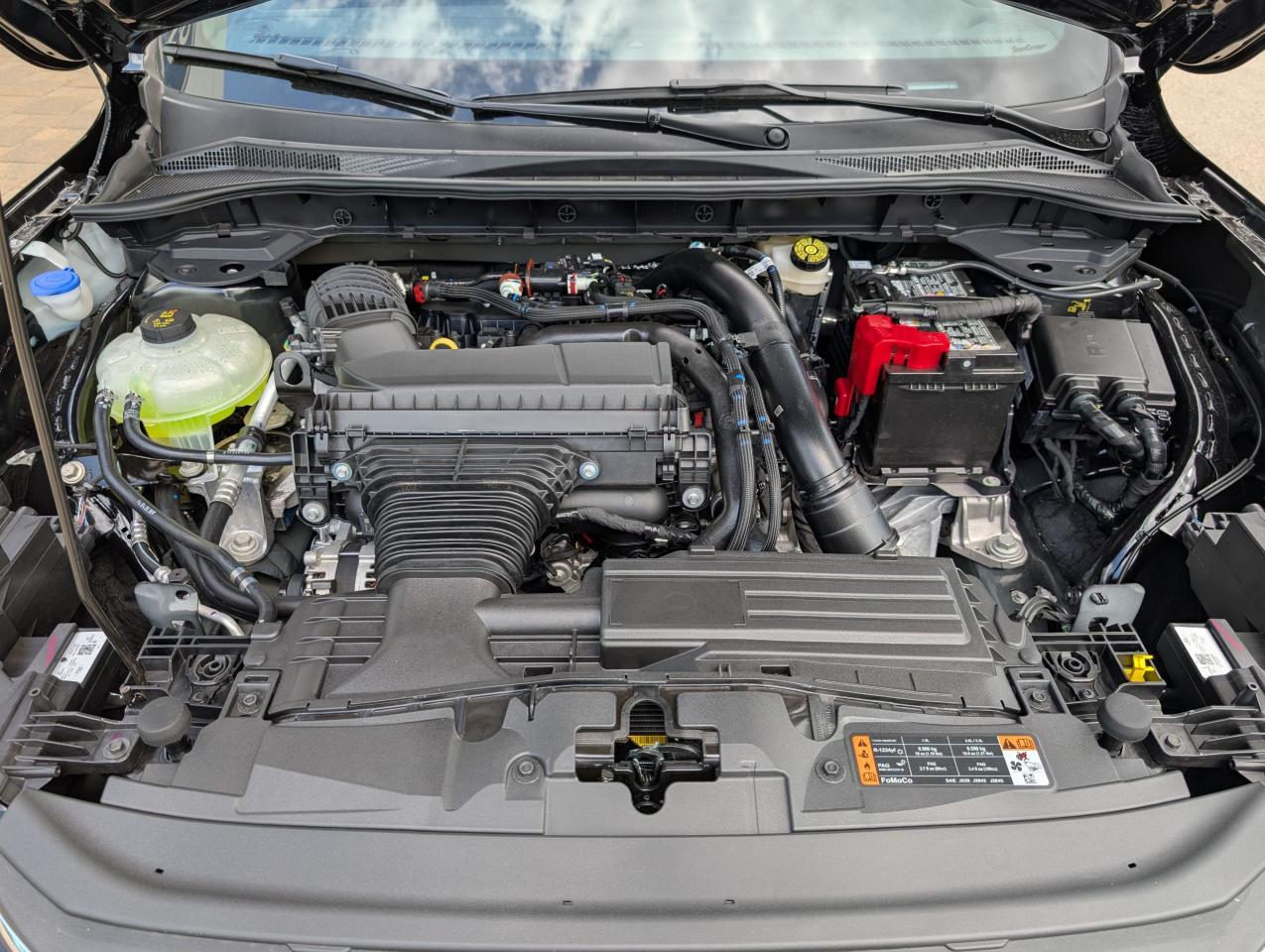 2025 Ford Escape ST-Line Select Photo5