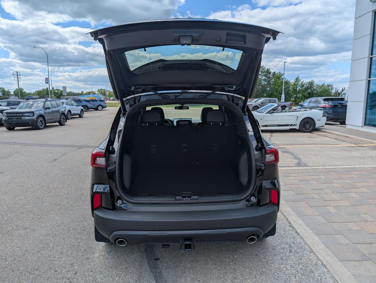 2025 Ford Escape ST-Line Select Photo5