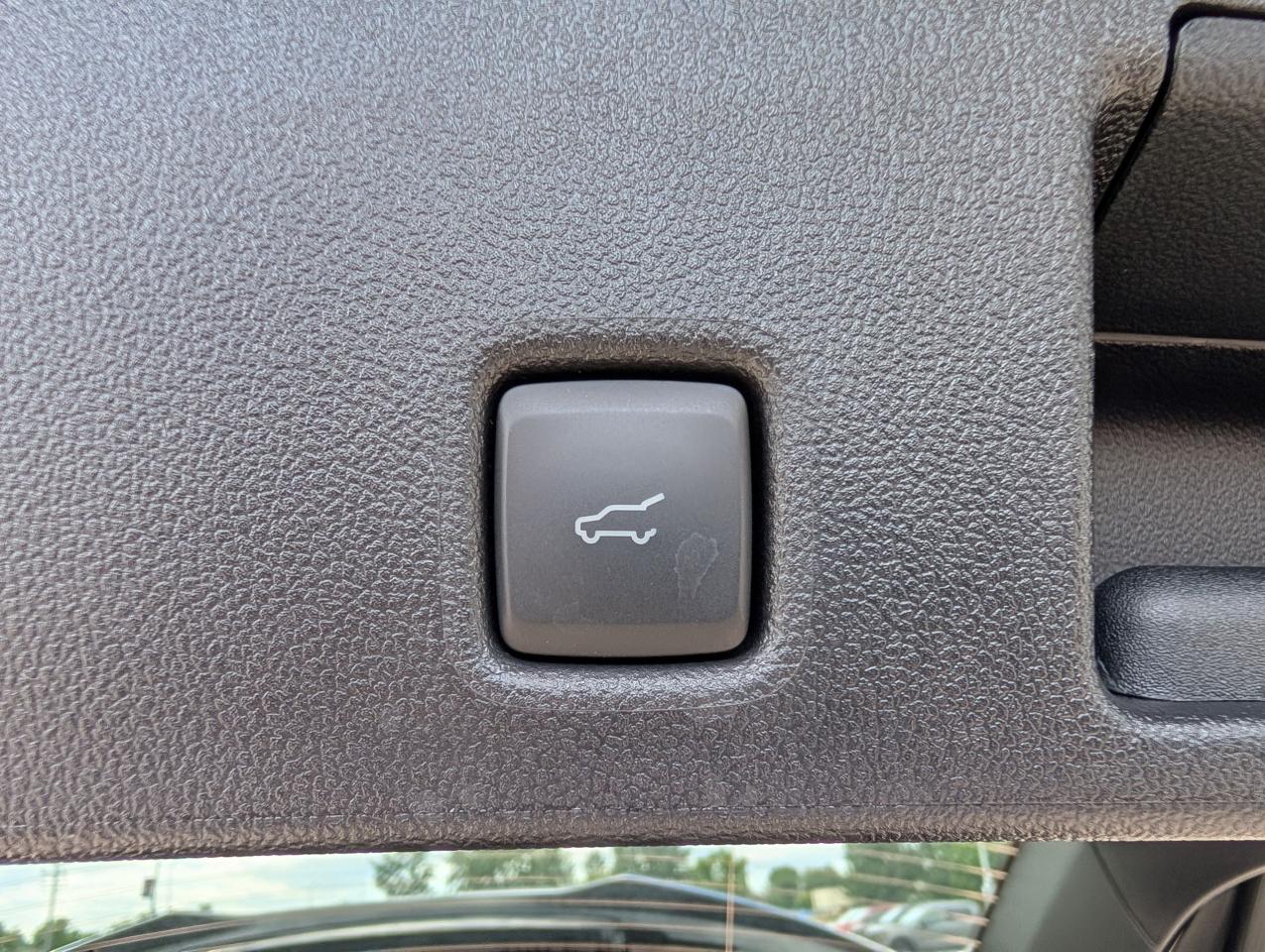 2025 Ford Escape ST-Line Select Photo5