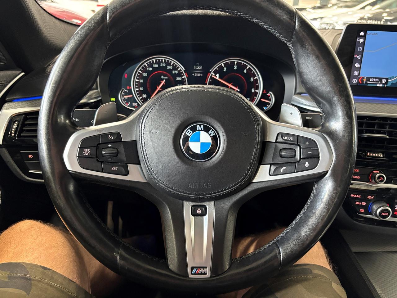 2017 BMW 5 Series 540i xDrive|AWD|MPKG|NAV|AMBIENT|LEATHER|SUNROOF|+ Photo