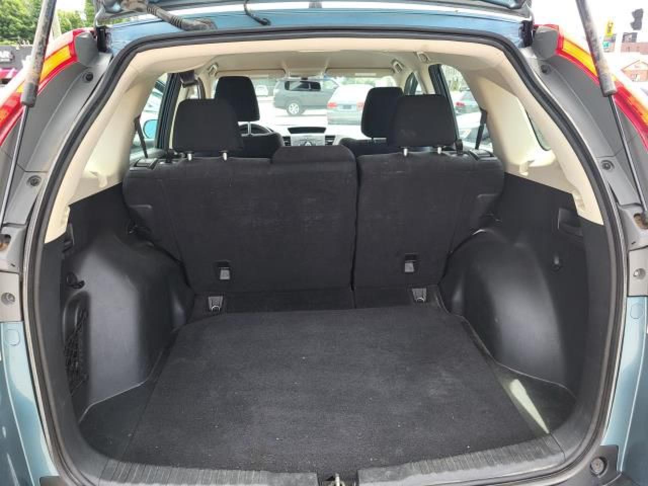 2013 Honda CR-V LX 4WD Photo15