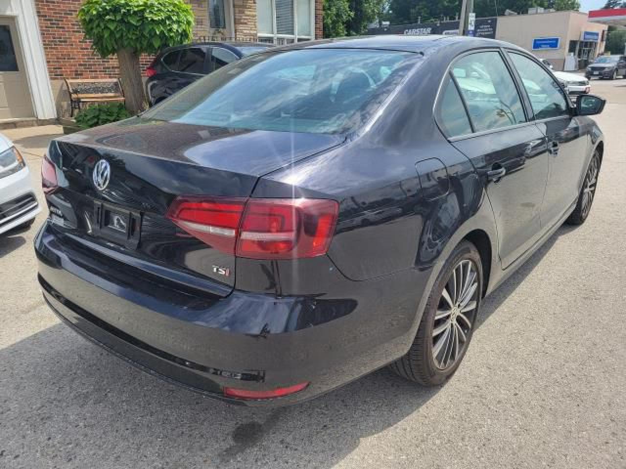 2016 Volkswagen Jetta Trendline Photo3