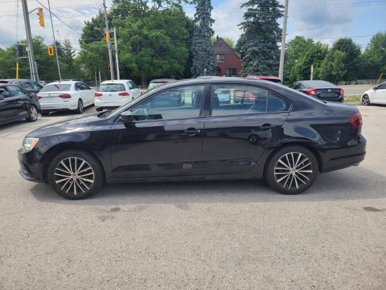 2016 Volkswagen Jetta Trendline Photo6
