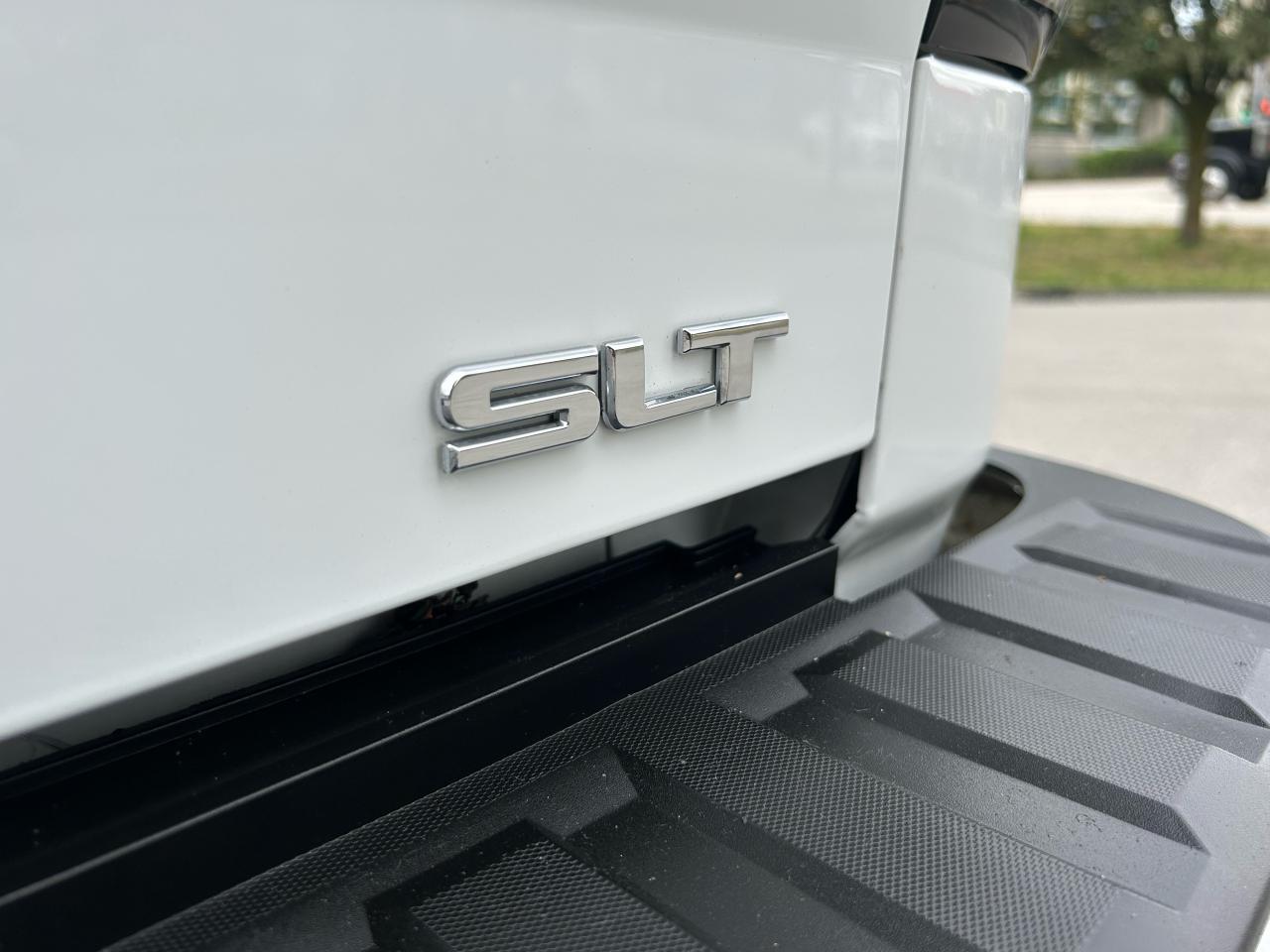 2017 GMC Sierra 1500 SLT - Photo #14