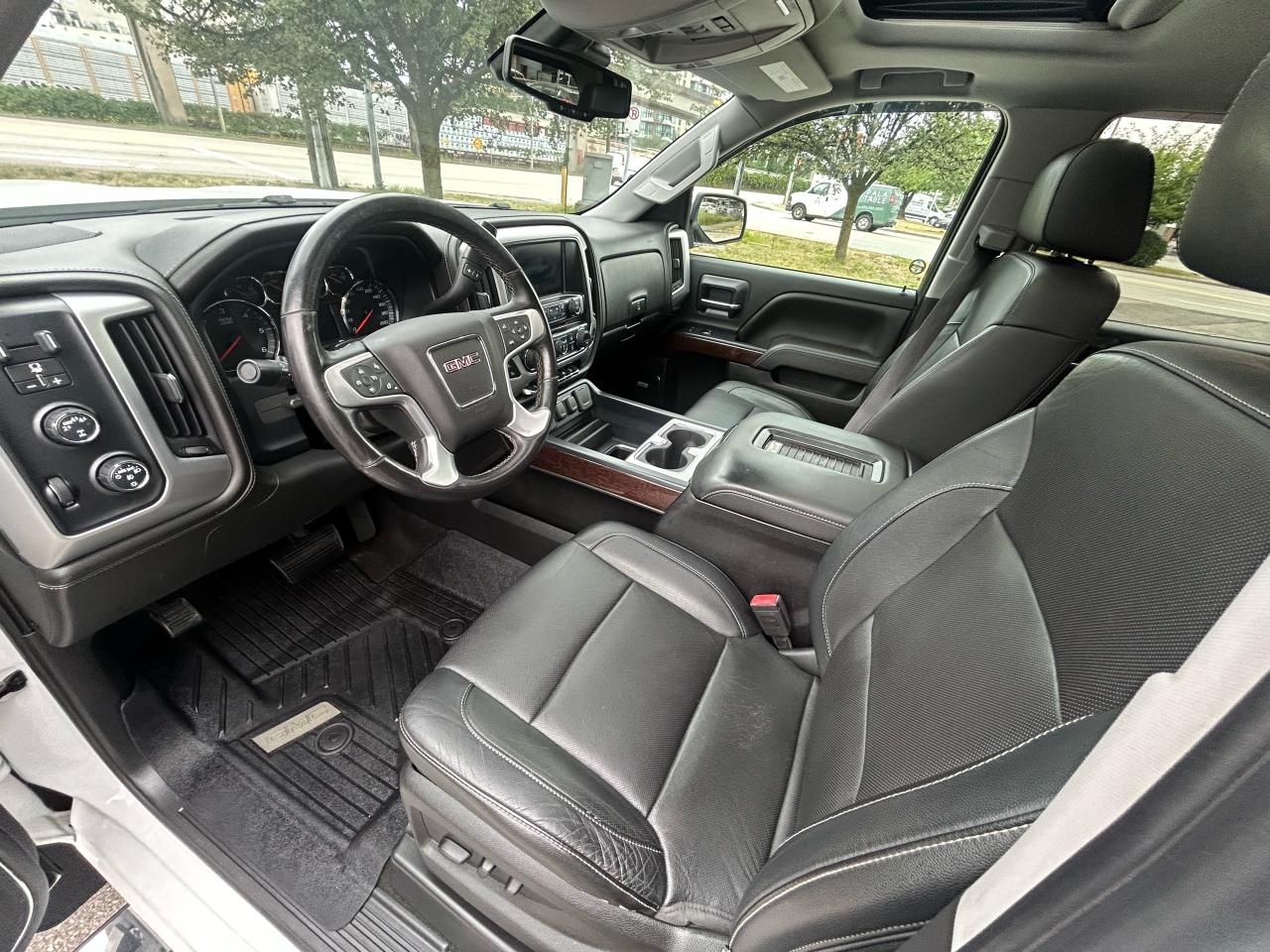 2017 GMC Sierra 1500 SLT - Photo #8