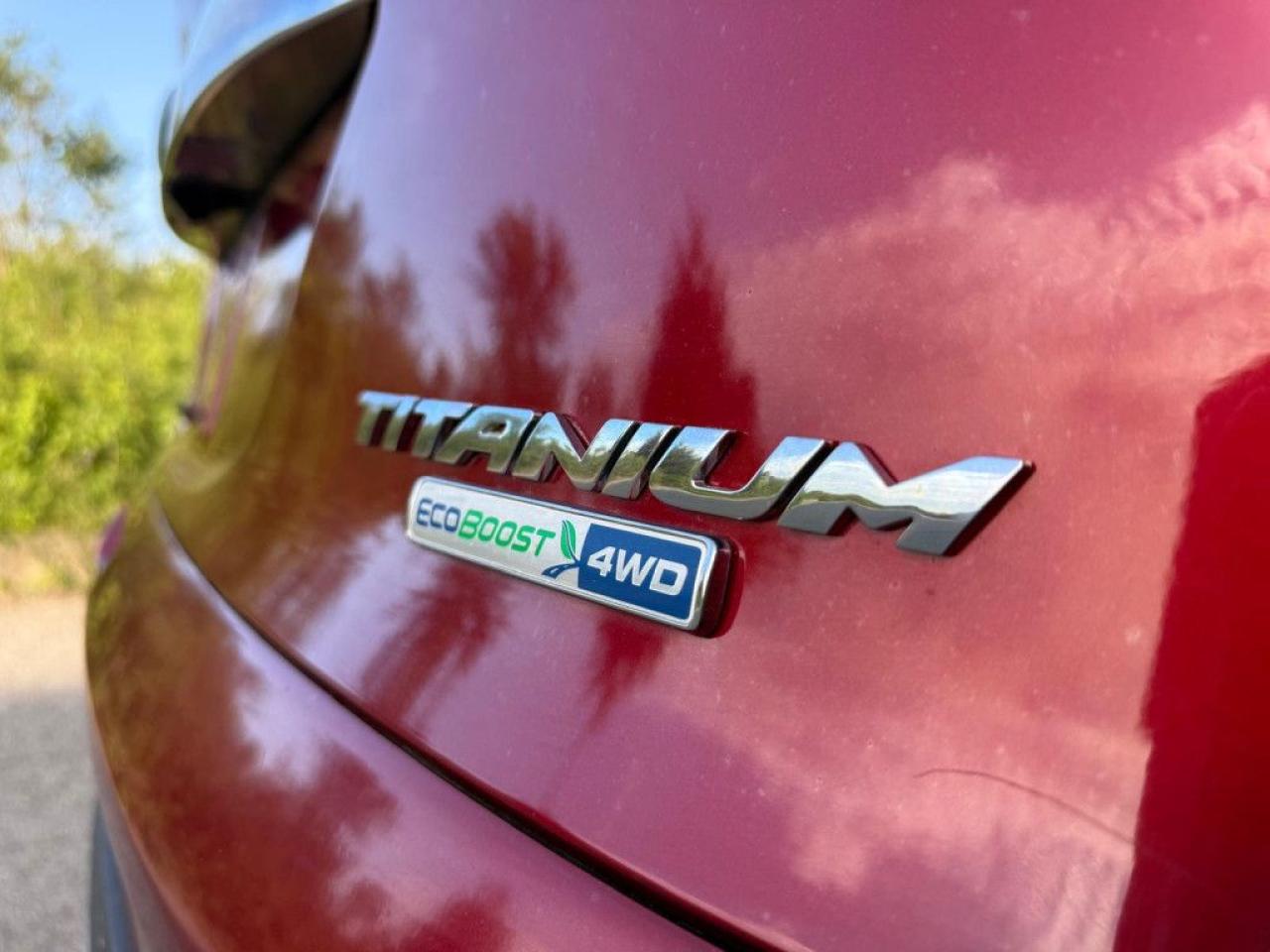 2014 Ford Escape TITANIUM | LEATHER | BACK-UP CAM | PUSH START | POWER LIFEGATE - Photo #9
