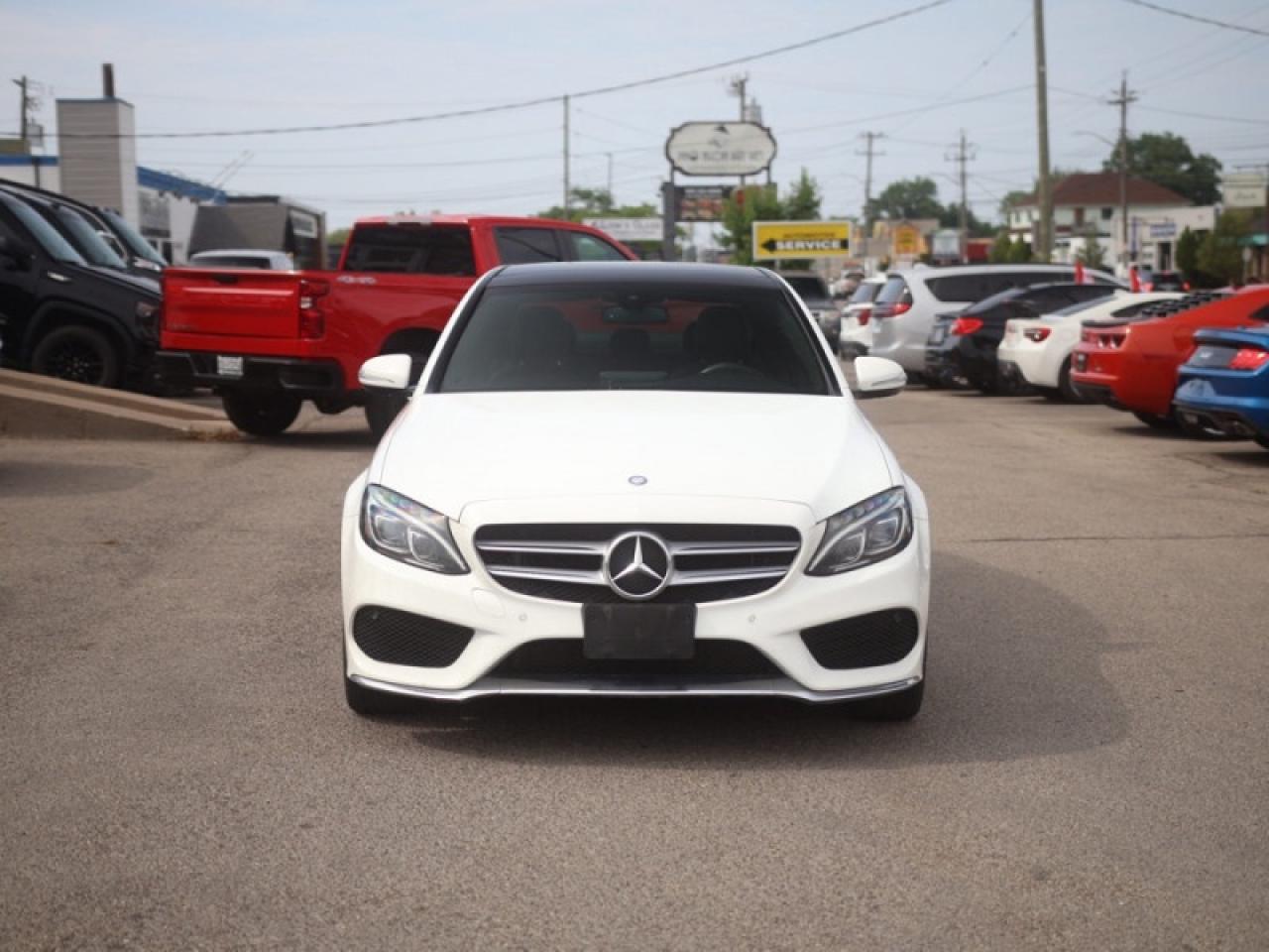 2015 Mercedes-Benz C-Class C 400 4MATIC  **PANO SUNROOF** Photo4
