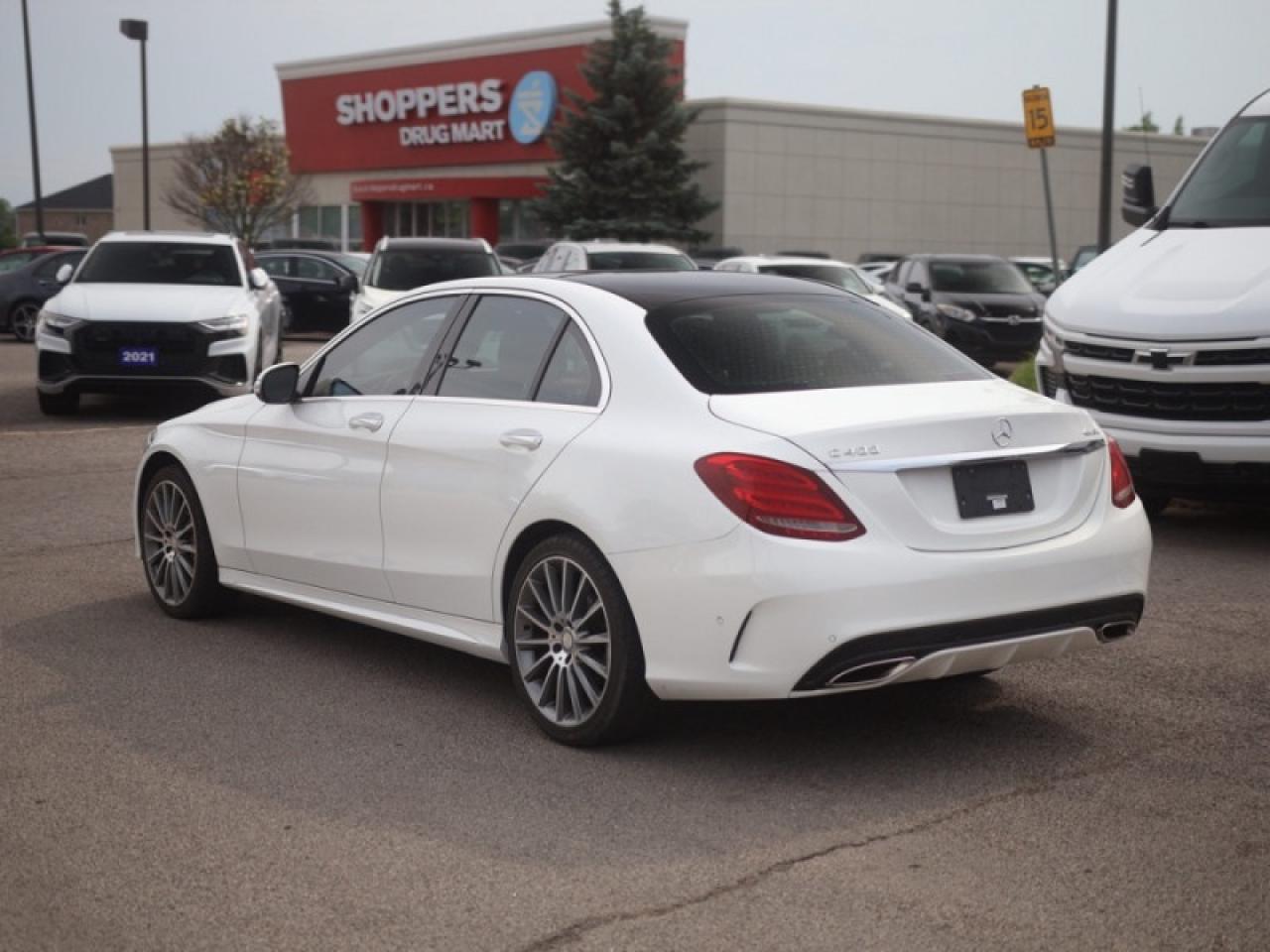 2015 Mercedes-Benz C-Class C 400 4MATIC  **PANO SUNROOF** Photo2