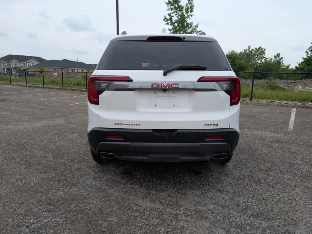2023 GMC Acadia AT4  **PRO GRADE PACKAGE ** Photo3
