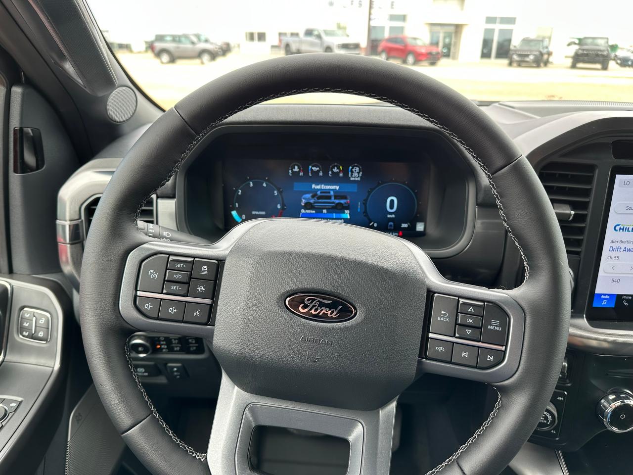 2025 Ford F-150 LARIAT 4WD SuperCrew 5.5' Box 501A Photo5