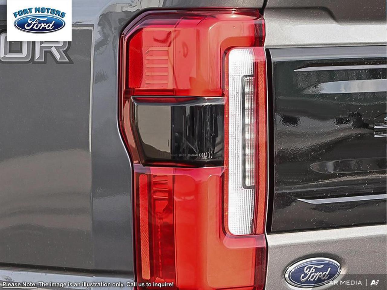 2025 Ford F-350 F-350® Platinum® Photo5