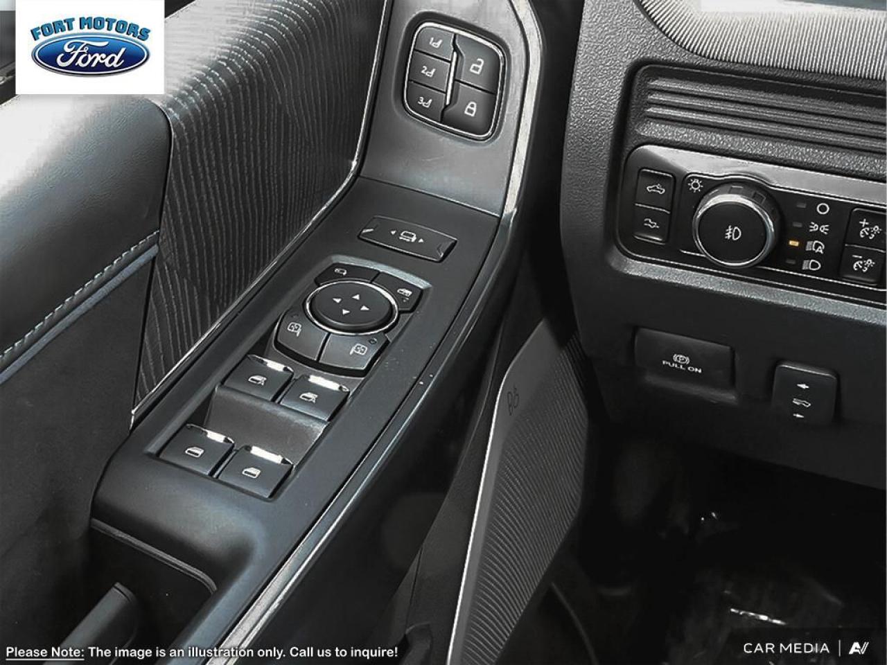 2025 Ford F-350 F-350® Platinum® Photo5