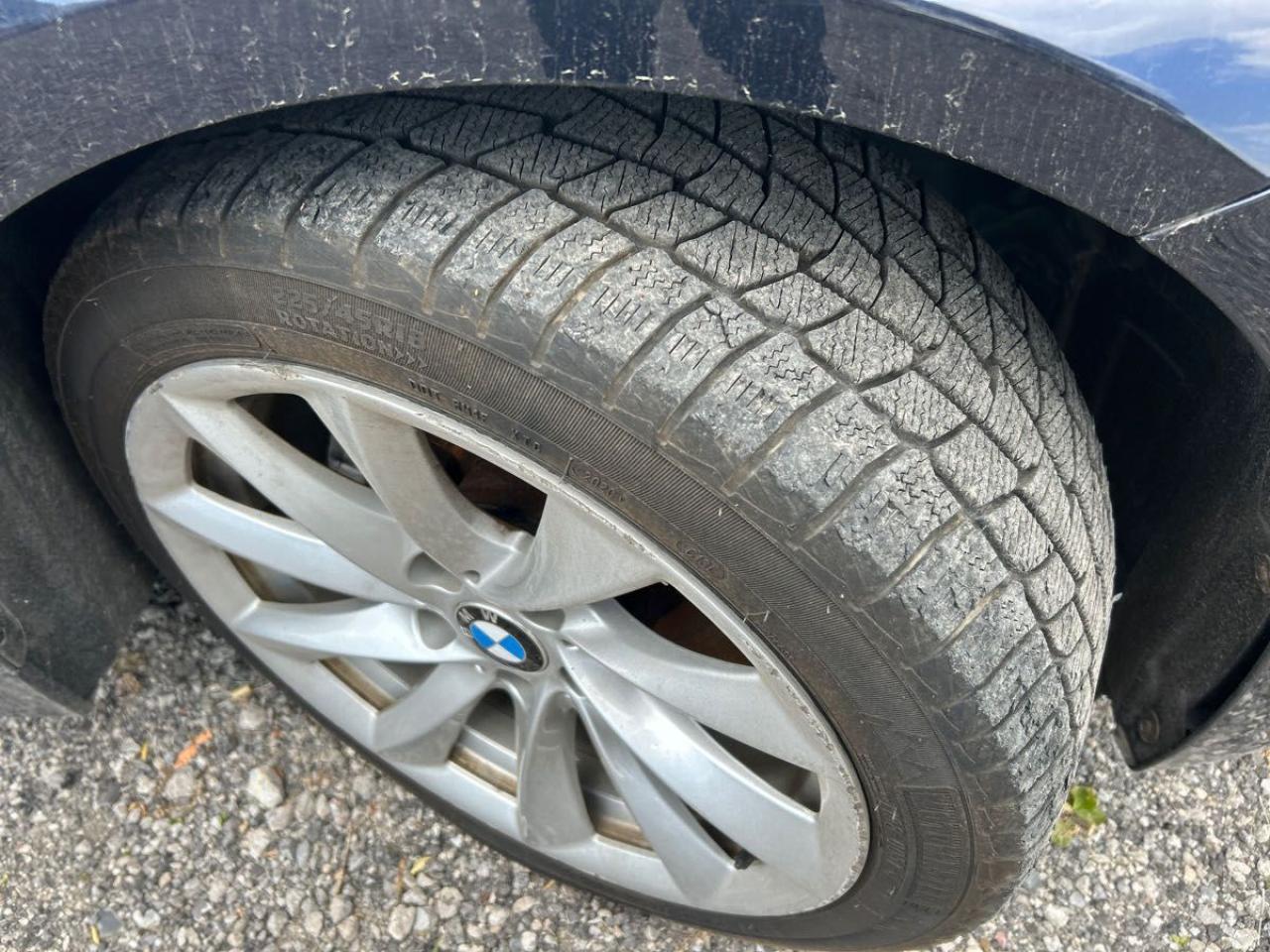 2017 BMW 3 Series 320i xDrive - Photo #6